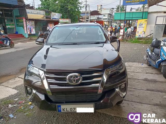 TOYOTA  FORTUNER  CAR FOR SALE
