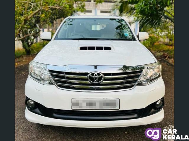 2012 TOYOTA FORTUNER 4X2 MANUAL SINGLE OWNER
