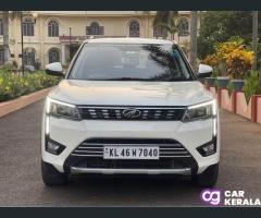 2021 XUV300  W8 Petrol Manual Car