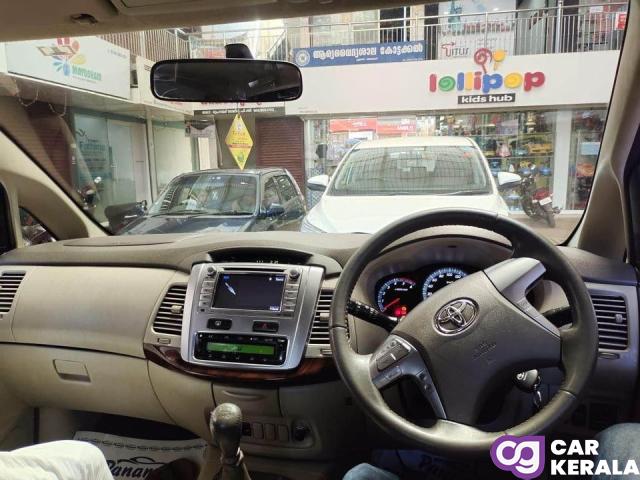 2014 Dec Innova V car for sale in Ottapalam