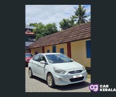 URGENT SALE: HYUNDAI VERNA