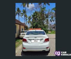 URGENT SALE: HYUNDAI VERNA