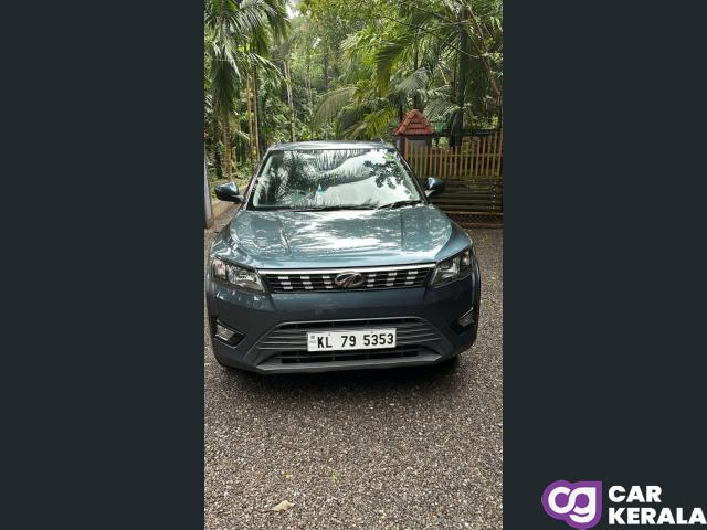 MAHINDRA XUV 300 W6 URGENT SALE