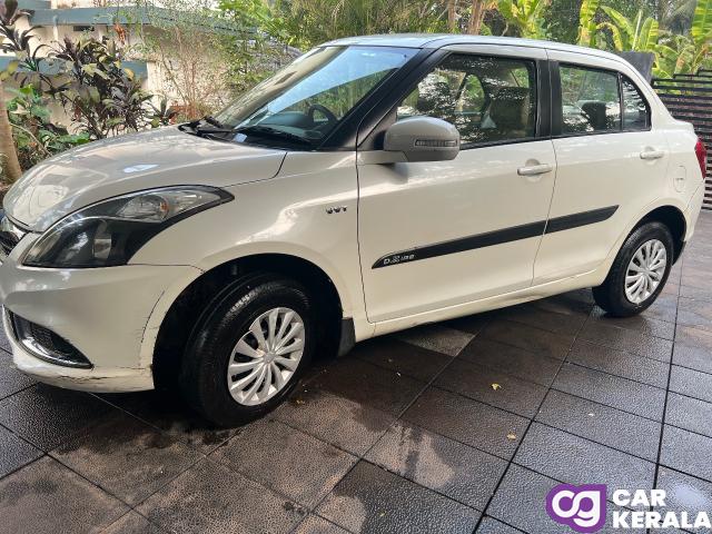 Desire vxi 2015 ( petrol)
