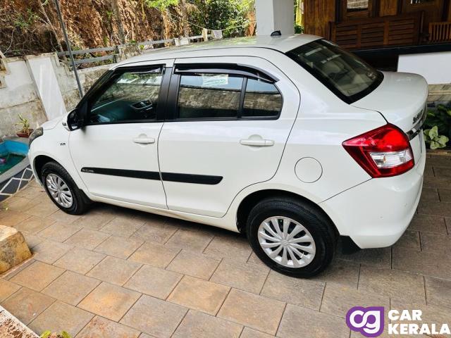 Desire vxi 2015 ( petrol)